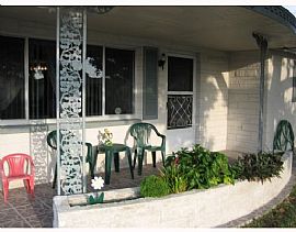 Morley Dr, New Port Richey, FL 2/2/1  in New Port Richey, FL (Photo 2 of 6)