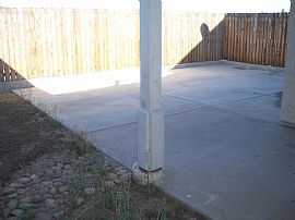 Luxurious 3 + 3 in quiet gated community in San Diego, CA (Photo 2 of 6)