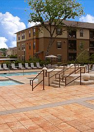 Student Housing- fully furnished in Austin, TX