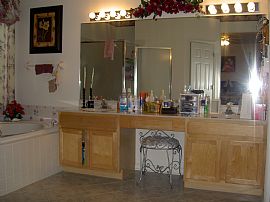 GolfCourse/Pool Home In GatedRiverHills  in Valrico, FL (Photo 4 of 6)