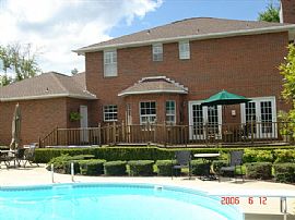 EXECUTIVE POOL HOME IN GREAT LOCATION in Pensacola, FL (Photo 2 of 6)