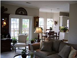 EXECUTIVE POOL HOME IN GREAT LOCATION in Pensacola, FL (Photo 3 of 6)