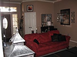 Outstanding Home, Great Schools, Pool in Edmond, OK (Photo 4 of 5)