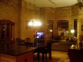 Renovated Loft w/ 15 ft Ceilings in Minneapolis, MN (Photo 3 of 6)