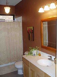 Renovated Loft w/ 15 ft Ceilings in Minneapolis, MN (Photo 5 of 6)