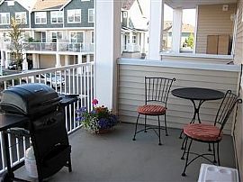 New bright, spacious condo with view! in Seattle, WA (Photo 3 of 4)