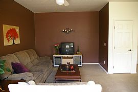 Modern Open Townhouse in Bellemont, AZ (Photo 3 of 6)