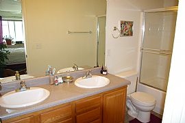 Modern Open Townhouse in Bellemont, AZ (Photo 5 of 6)