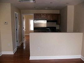 Garden Style Apartments in Washington, DC (Photo 4 of 6)