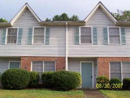 TOWNHOME/DUPLEX CLOSE TO HWYS & SHOPPING! in Acworth, GA