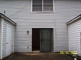 TOWNHOME/DUPLEX CLOSE TO HWYS & SHOPPING! in Acworth, GA (Photo 6 of 6)