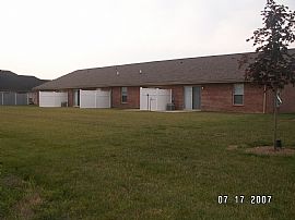 2 Bedroom Ranch Style Apartment Near Lima Ohio in Troy, OH (Photo 3 of 6)