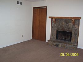 TOWNHOME W/UNFINISHED BASEMENT in Smyrna, GA (Photo 3 of 6)