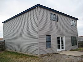 Great Single Family Home, Ready Now! in San Antonio, TX (Photo 3 of 6)