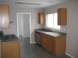 Great Single Family Home, Ready Now! in San Antonio, TX (Photo 4 of 6)