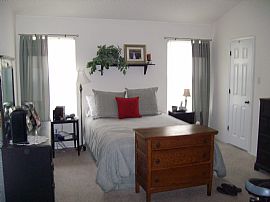 Great Home Friendly Neighborhood 3 bed 2/bath w/study  in Boerne, TX (Photo 5 of 6)