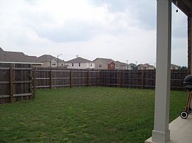 Great Home Friendly Neighborhood 3 bed 2/bath w/study  in Boerne, TX (Photo 6 of 6)