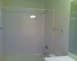 3 Bedroom Townhome near Stevenson High School on Rt 22 in Buffalo Grove, IL (Photo 5 of 6)