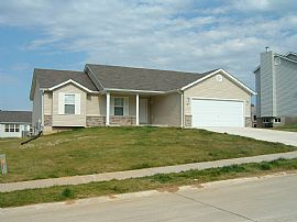 5 year-old 3 bed/2 bath home for rent in Troy, MO