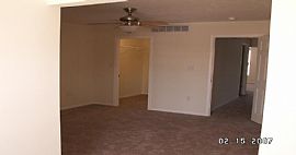 3 Bedroom Townhome 2400 Sq. Ft 2.5 Baths Just off I-75 Piqua Oh in Piqua, OH (Photo 5 of 6)