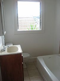 Charming Craftsman Duplex For Lease in Historic Echo Park in Echo Park, CA (Photo 4 of 6)