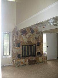 4br - 3,100 sf Waterfront Home Avail July 1st in Virginia Beach, VA (Photo 4 of 6)