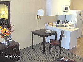 Furnished Studio-All Utilities Paid in Portland, OR (Photo 3 of 4)