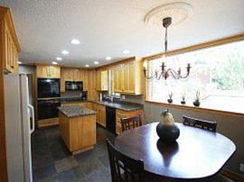 $2860 HUGE 7BDRM/4BATH Executive Sugarhouse home in Salt Lake City, UT (Photo 3 of 6)