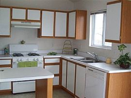 Beautiful Home for rent in Bellevue, NE (Photo 5 of 6)