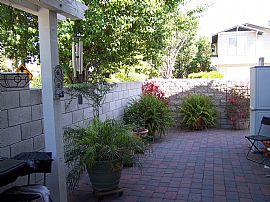 Beautiful Anaheim Historic Colony Townhome in Anaheim, CA (Photo 2 of 6)