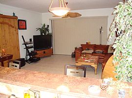 3 Bebroom 2 1/2 bath upgraded Townhome on Lake in Greenacres, FL (Photo 5 of 6)