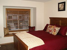 Beautiful, Spacious and Immaculate Townhome Built in 2004 in Savage, MN (Photo 2 of 4)