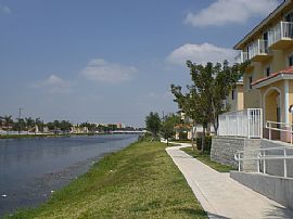 3/3 Townhouse N. Miami/Aventura $1500/month in North Miami Beach, FL (Photo 5 of 6)