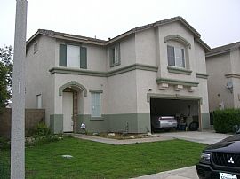 Sierra Lakes Home 3 bed 2 1/2 ba in Fontana, CA