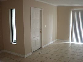 Totally Remodeled 2/2 Condo in Orlando, FL (Photo 4 of 5)