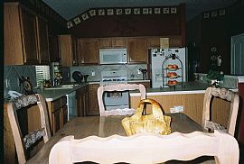 Immaculate 3 Bedroom Property/Pretty           in Pearland, TX (Photo 5 of 6)