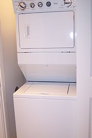 1 bedroom Condo downtown Fort Lauderdale in Fort Lauderdale, FL (Photo 3 of 4)