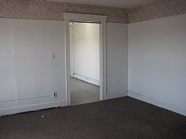 Renocvated Large Apt Next to NYC Train in Bound Brook, NJ (Photo 2 of 6)