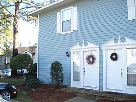 Great Neck Grove Condo in Virginia Beach, VA (Photo 2 of 2)
