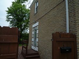2 Bedroom TownHouse in Des Plaines, IL