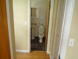 2 Bedroom TownHouse in Des Plaines, IL (Photo 6 of 6)