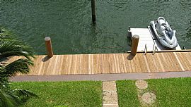 2 BR/2 BTH Waterfront Apartment in North Miami, FL (Photo 4 of 4)