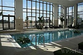 LIVE TRUMP STYLE! SPECIAL RENTAL OFFER! in New Rochelle, NY (Photo 4 of 4)
