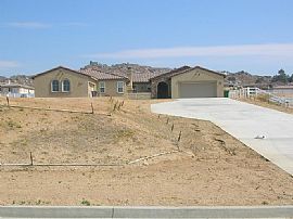 Ranch Style Home Available! in Riverside, CA