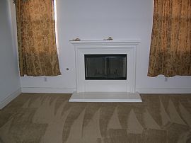 Ranch Style Home Available! in Riverside, CA (Photo 5 of 6)