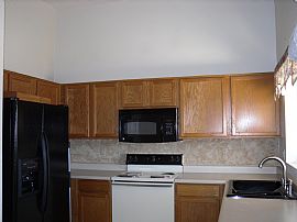 Cozy & Cute!!  Welcome Home to Nice Neighborhood in Avondale, AZ (Photo 4 of 6)