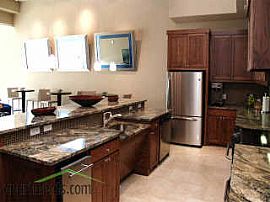 GREAT DEAL ON GORGEOUS 2BED/2BATH MINUTES FROM UPTOWN/DOWNTOWN in Dallas, TX