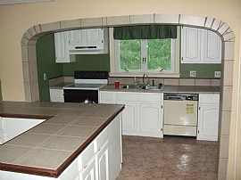 Single Family one block from Highland Lake in Winsted, CT (Photo 3 of 6)