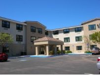 Furnished Studios off Turnpike in Santa Barbara, CA