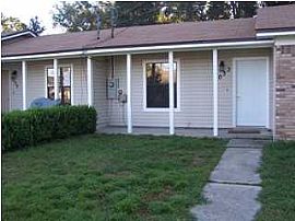 Duplex Near Uwf in Univ of West Florida, FL